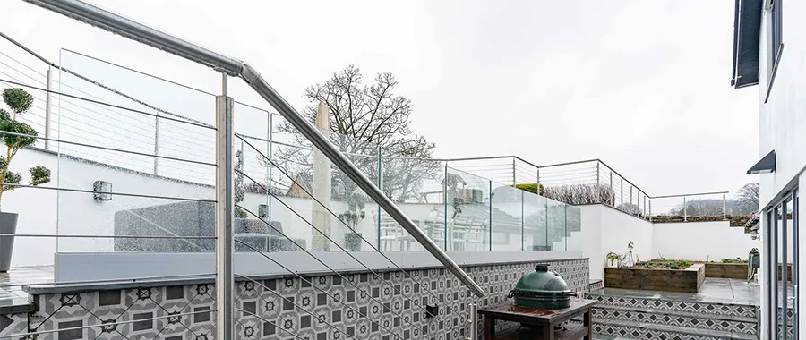 Do Stainless Steel Railings Rust?Prevent Rust on Stainless Steel Railing 1 glass balustrade stairs